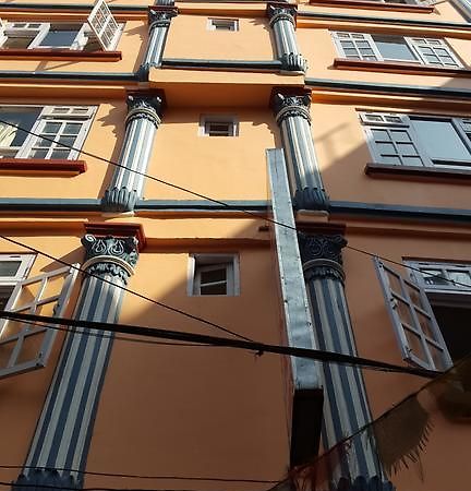 Simrika Homes Bed And Breakfast Катманду Экстерьер фото