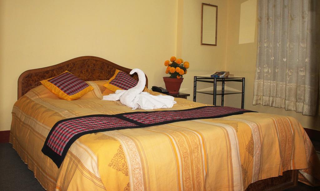 Simrika Homes Bed And Breakfast Катманду Номер фото