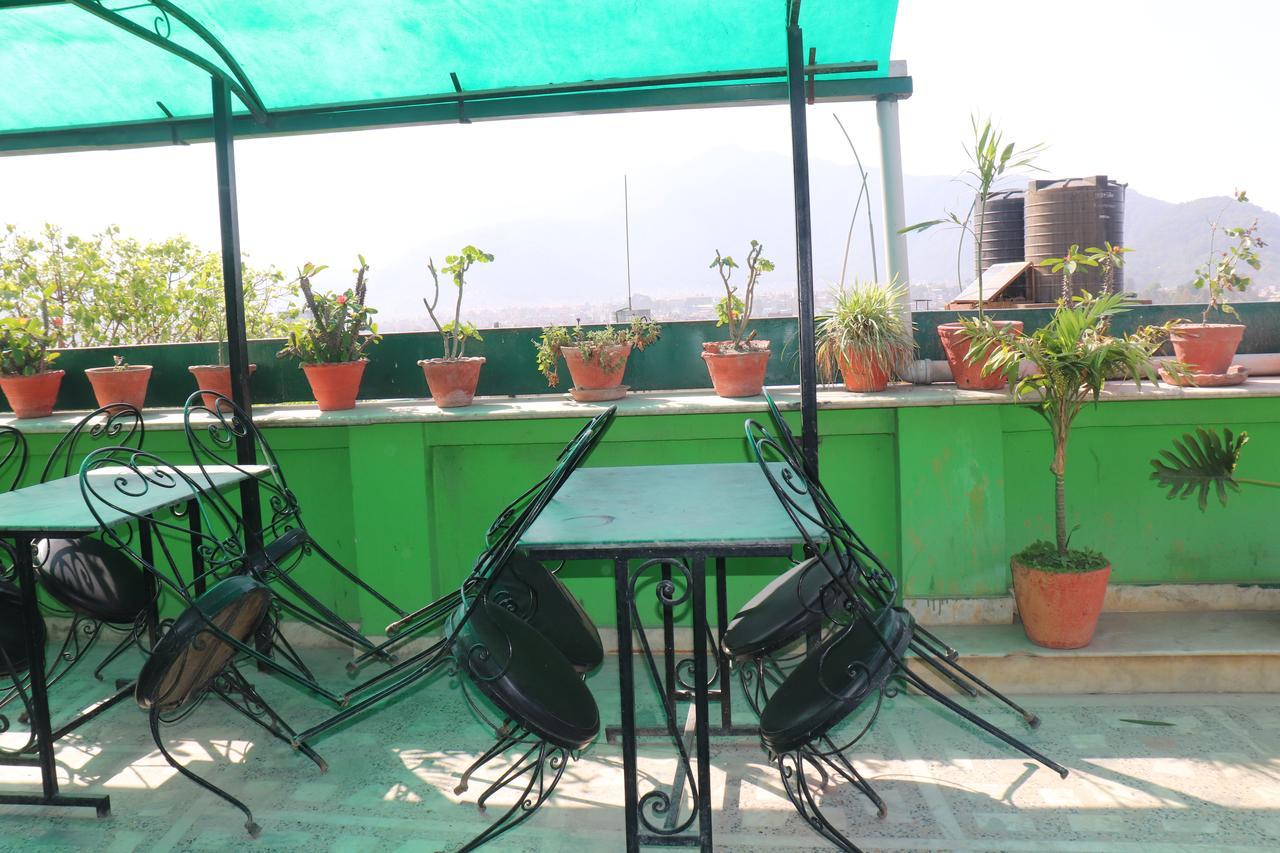 Simrika Homes Bed And Breakfast Катманду Экстерьер фото